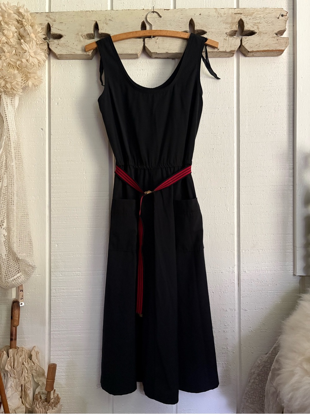Vintage Handmade Black Women's Sleeveless Dress with Red Tie Belt Small